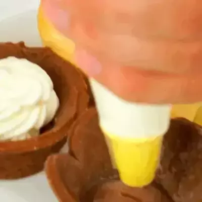 Pastry Dough Tamper Kit Kitchen Flower Round Cookie Cutter Set