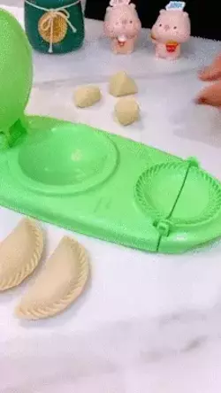 2-in-1 Efficient Dumpling Maker