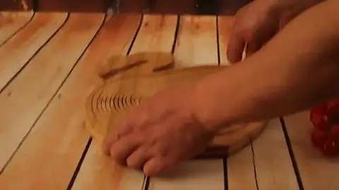 Foldable All-Natural Wooden Fruit Bowl